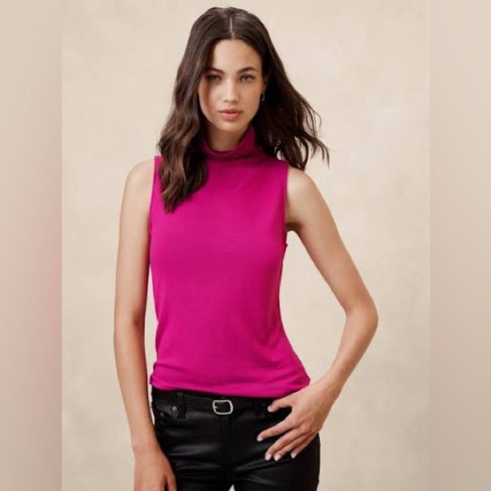 Banana Republic Soft Luxe Turtleneck Top Large Sleeveless Knit Pink Sweater